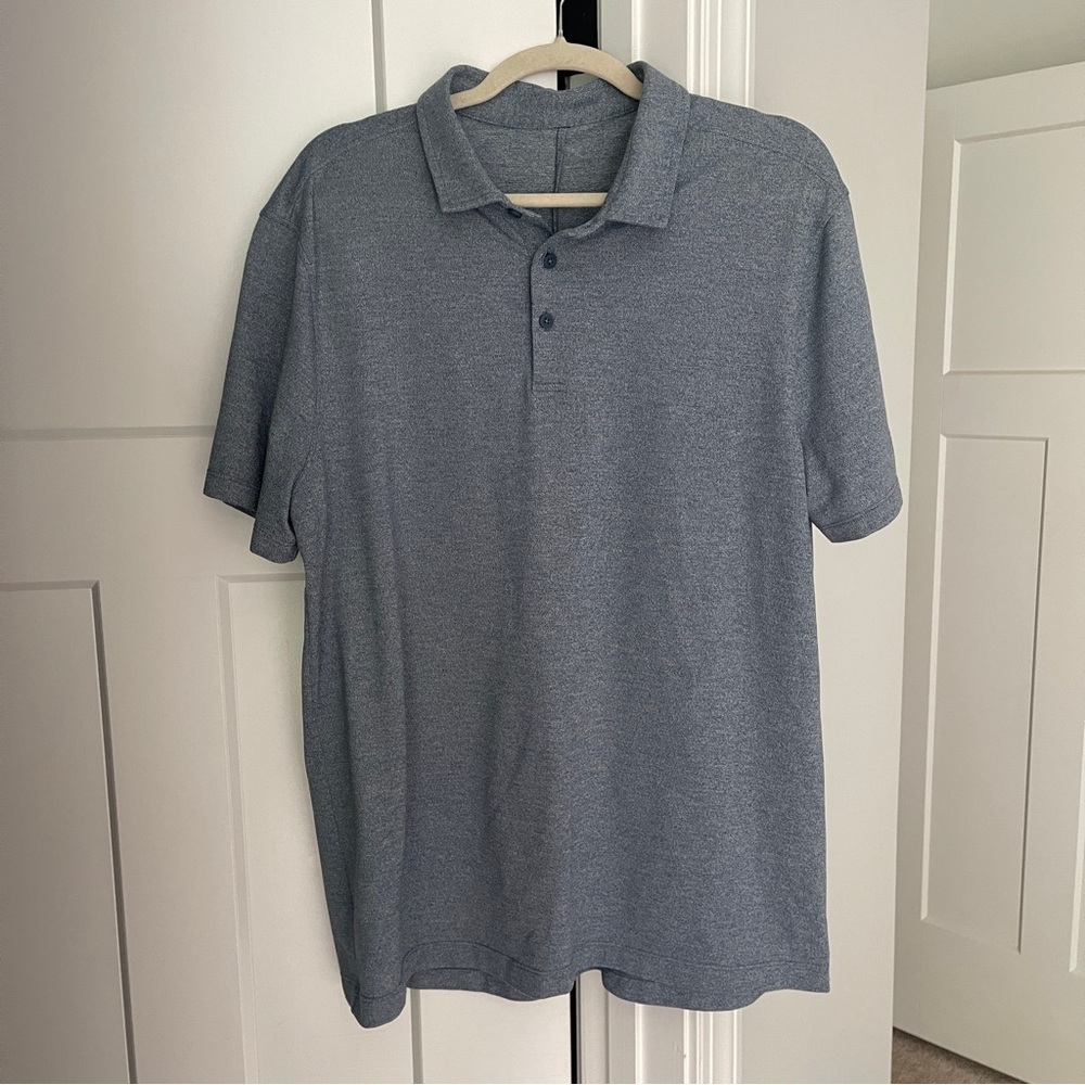 Lululemon men’s stretch Heather blue short sleeve polo top